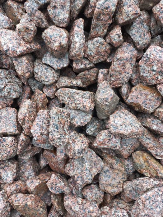 Облицювальний камінь.