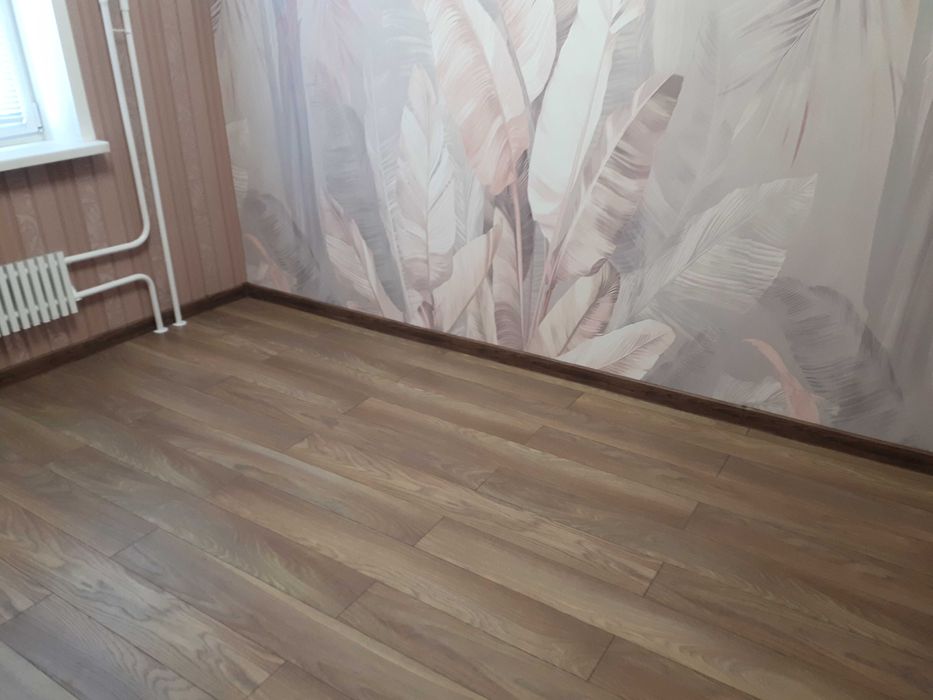 Натяжные потолки  отделочные работы