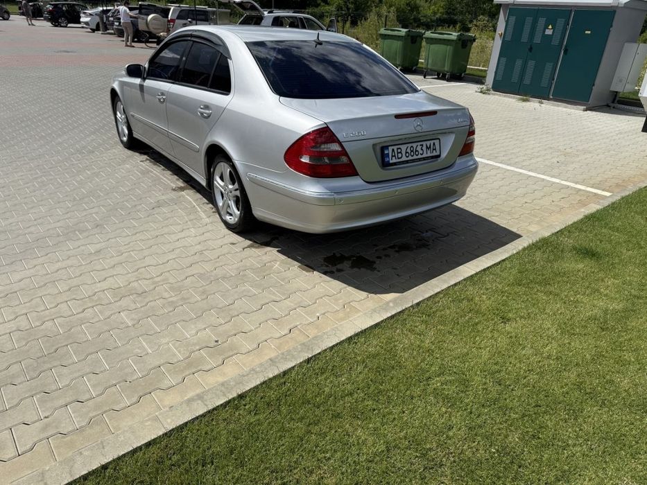 Mercedes-benz E - Class