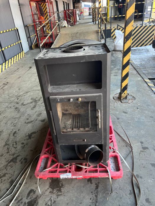 Печі Каміни  Б/У Продаж