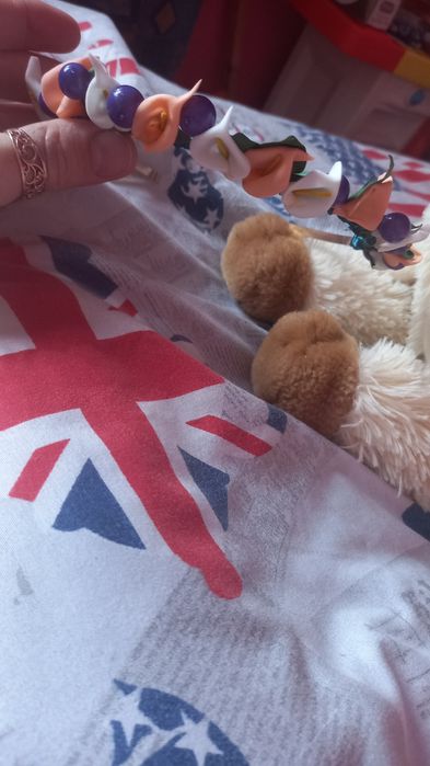 Обруч -прикраса ручної роботи)