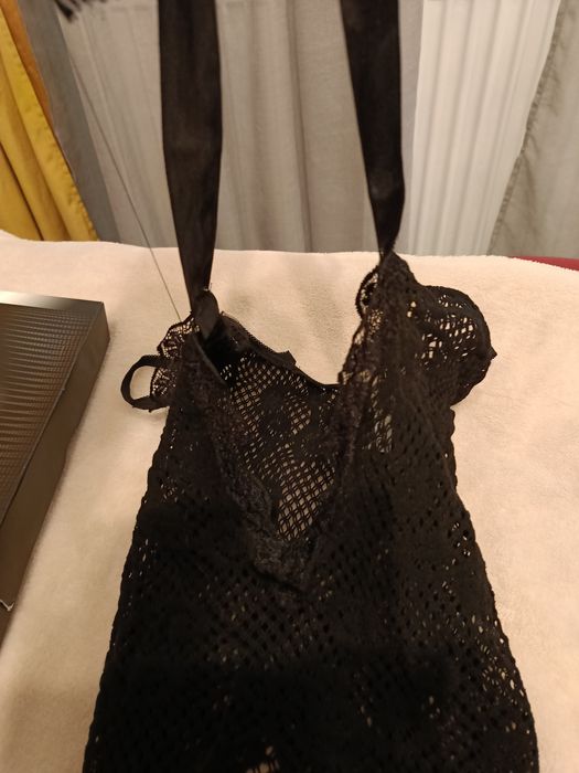 Body rajstopowe wiązane w biuście