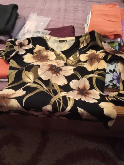 Продам вживаний одяг