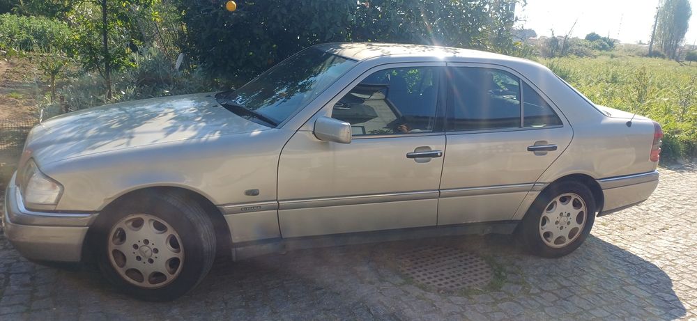 Mercedes benz c220