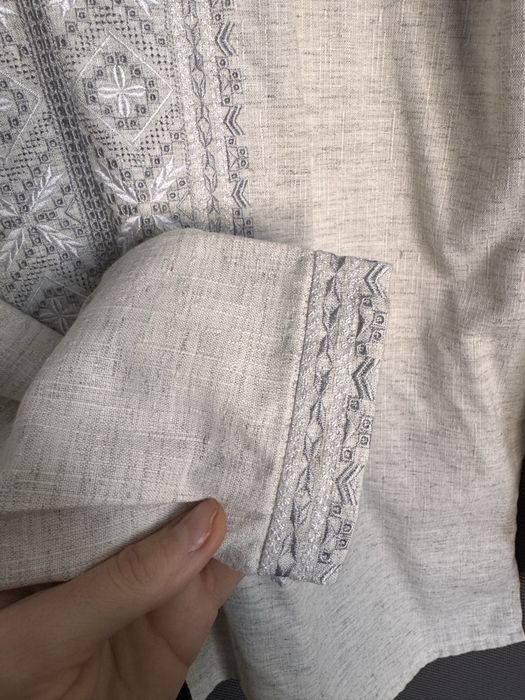 Вишиванка чоловіча нова