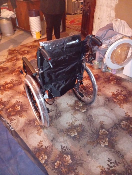 Продам інвалідну коляску