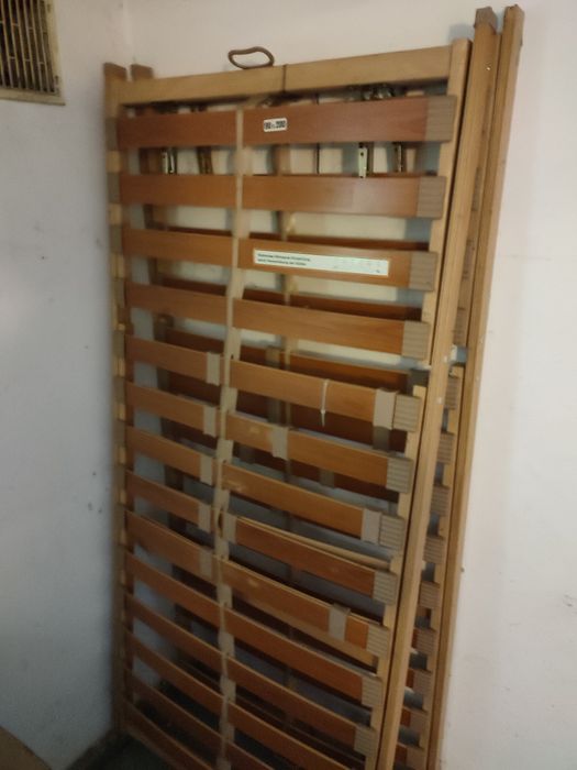 Stelaże łuskowe stan bardzo dobry