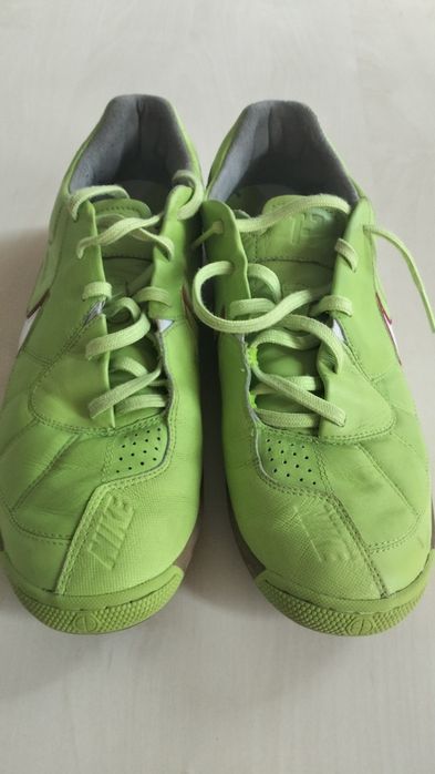 Buty halowe NIKE skóra rozm. 43 - 44