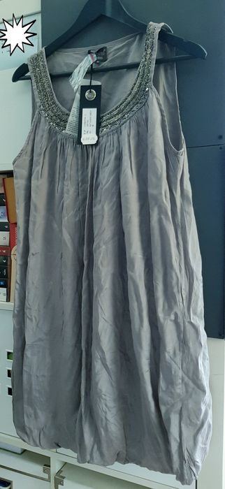 Srebrno szara sukienka bombka rozm M. Nowa.