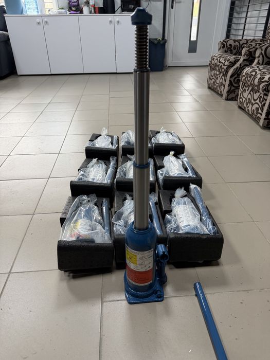 Домкрат мерседес  спринтер Sprinter W906 W903 W907 W910 3.3 T підсилений