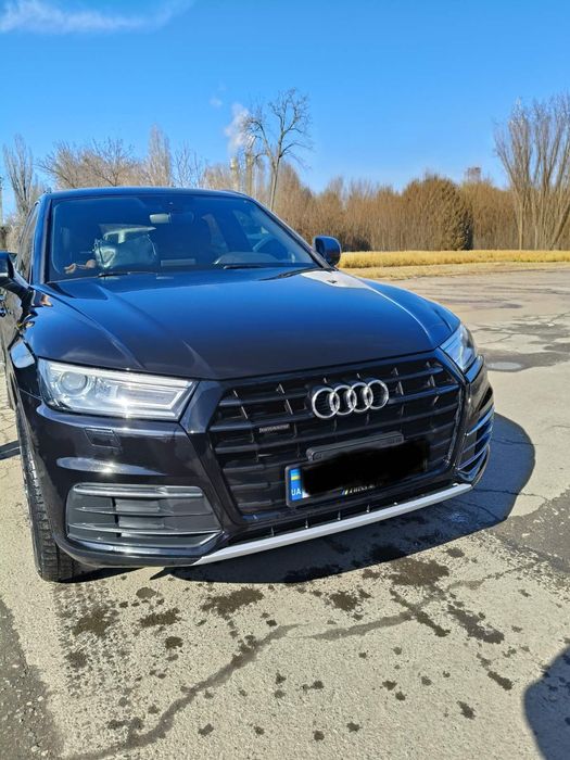 Продам Audi Q5 (2019)