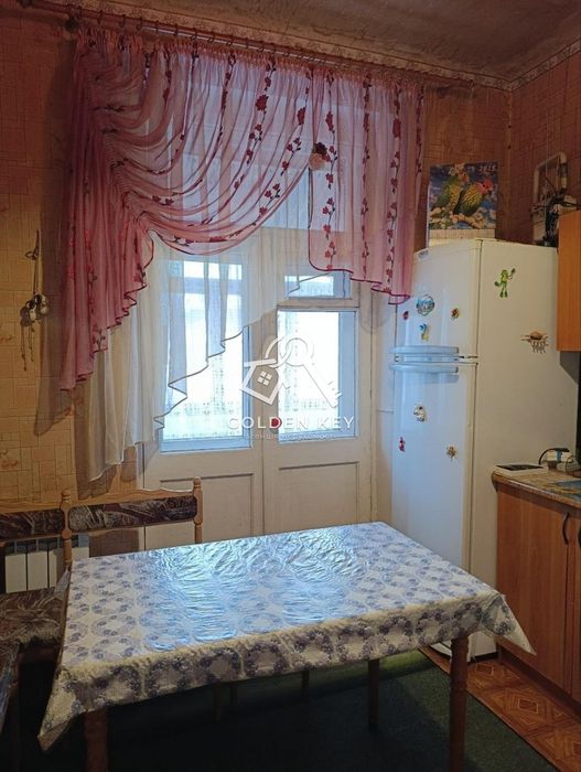 Продаж 3-кімнатної сталінки на 97 (єВідновлення, Сертифікат) - Вид 2