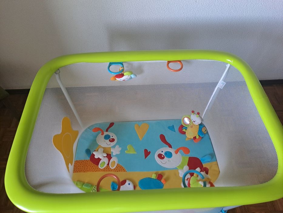 Parque de bebé zippy