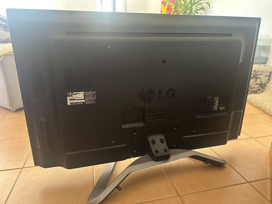 Televisão 47 polegadas Avariada