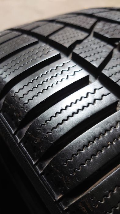 Пара зимних шин Continental Conti Winter Contact TS830P 255/40 r18