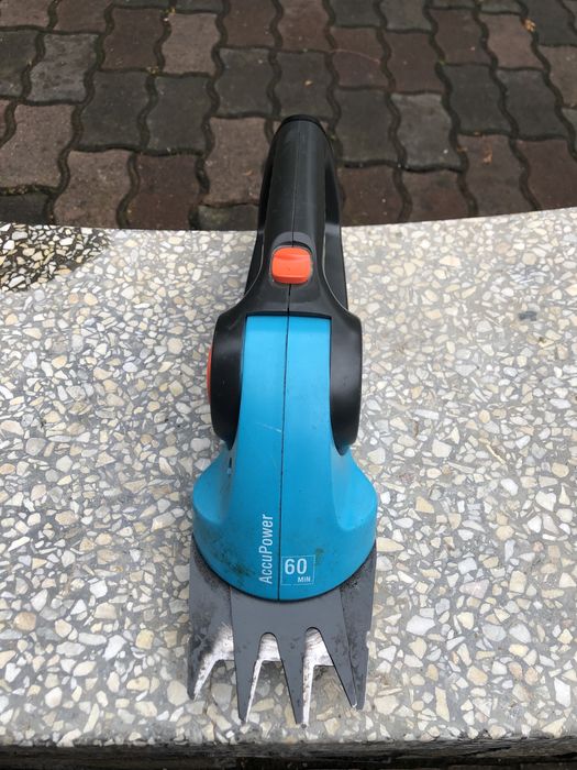 Кущоріз,ножиці Gardena (акумуляторні)