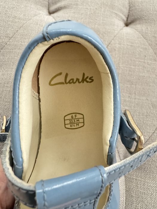 Сандали фирмы Clarks