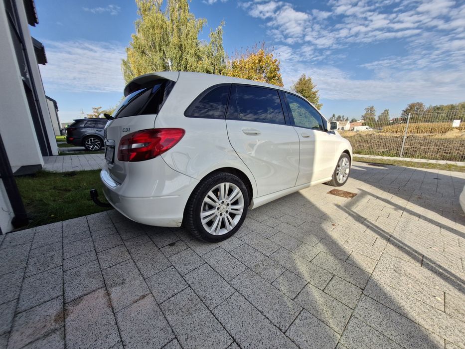 Mercedes B klasa 180