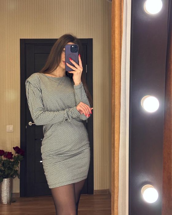 Жіночі нові плаття С-М