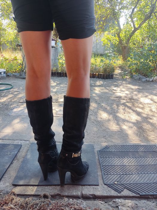 Зимові ботінкі жіночі