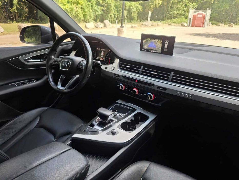 Audi Q7 quattro SE Premium 45 TFSI      2019