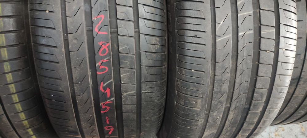 Pneus 285/45/19 semi novos