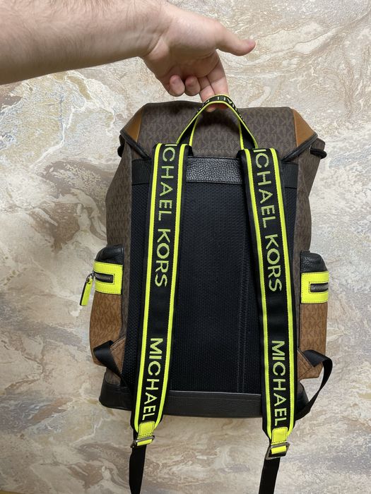 Рюкзак Michael Kors Cooper Two Tone Logo and Leather Backpack