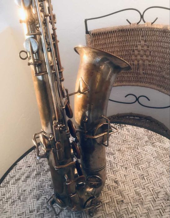 Saxofone Tenor Robert Drouet (Raro) Olhão • OLX.pt