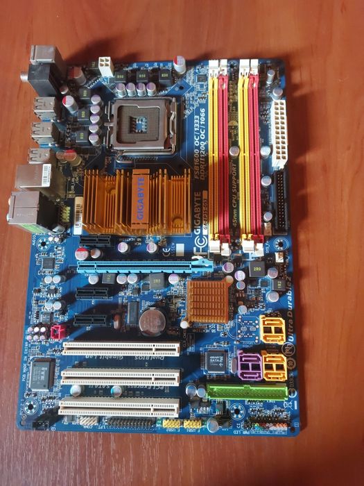 GIGABYTE GA-EP35-DS3 gniazdo płyty głównej 775 z procesorem Intel Q660