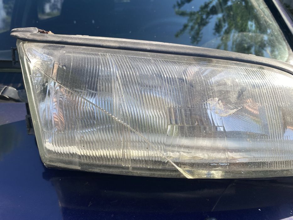 Продам фары Opel Vectra b (дорест)