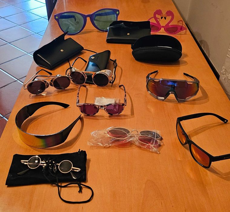 Caixa de Fatos e Adereços de Carnaval/Natal/Halloween