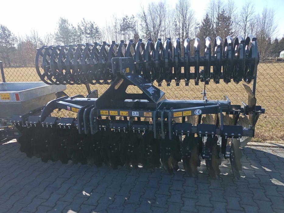 Brona Talerzowa BLACK TIGER 3m + wał rurowy daszkowy