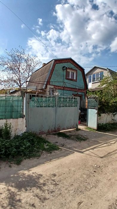 Продам участок с жилым домом