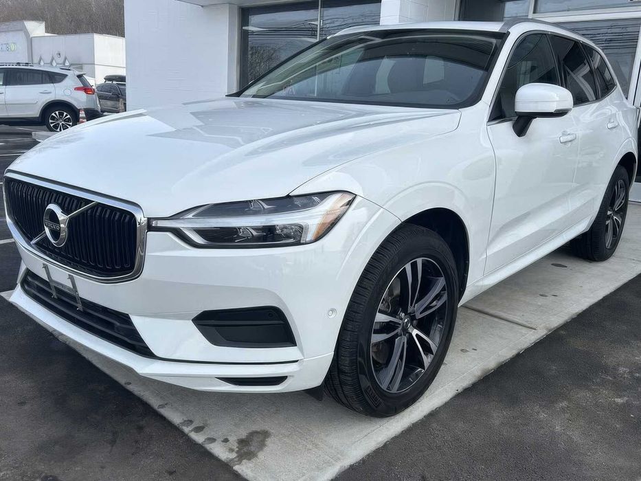 Volvo XC60 T6 Momentum      2019