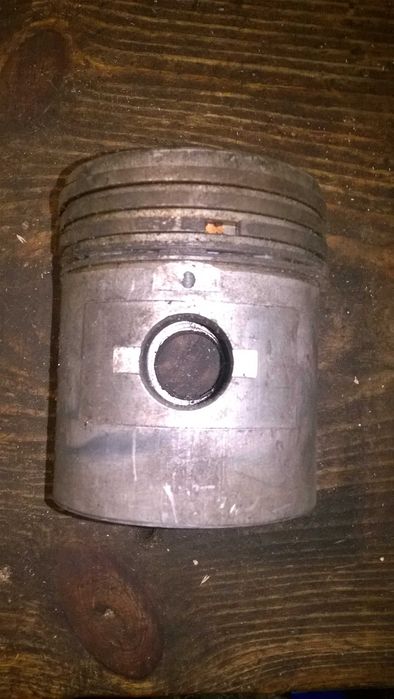 Поршень трактор КАМАЗ КАМАЗ-740 Поршень ваговий Алюміній