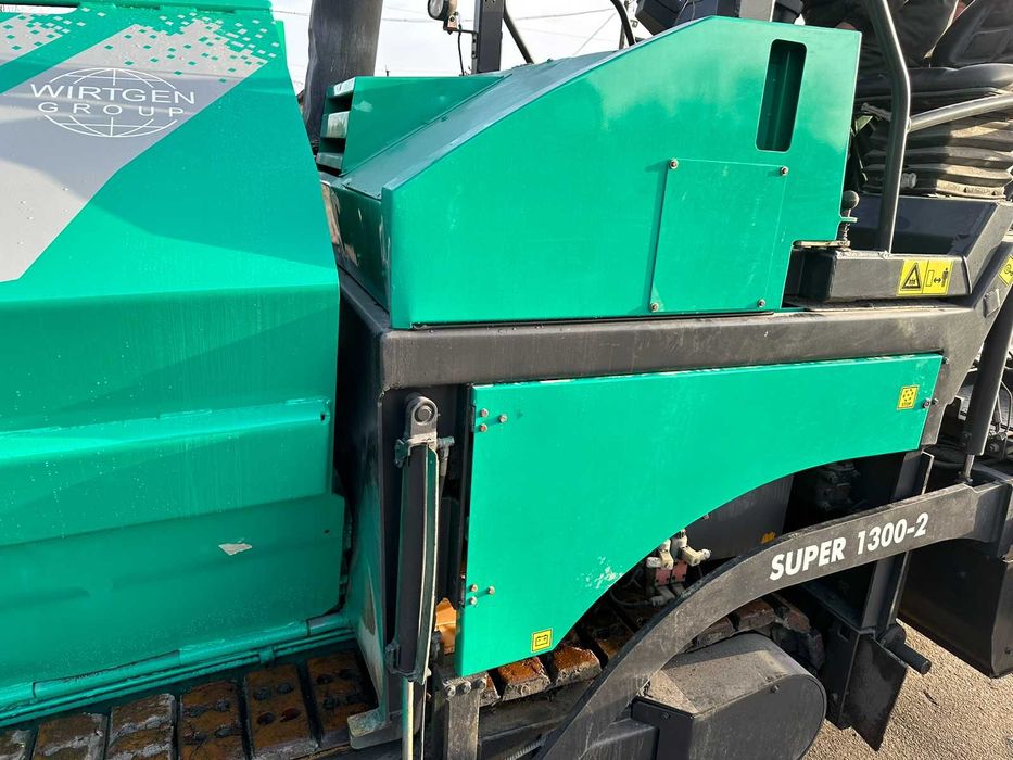 Продаж асфальтоукладача VOGELE SUPER 1300-2
