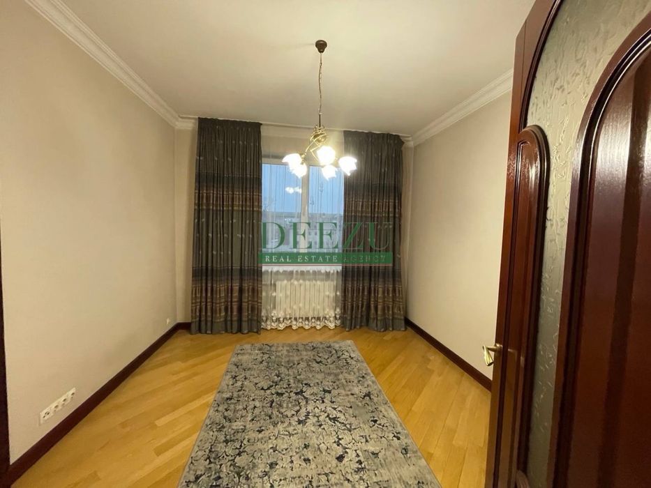 Продаж 3-х кімнотної квртири Вінстона Черчилля, 19