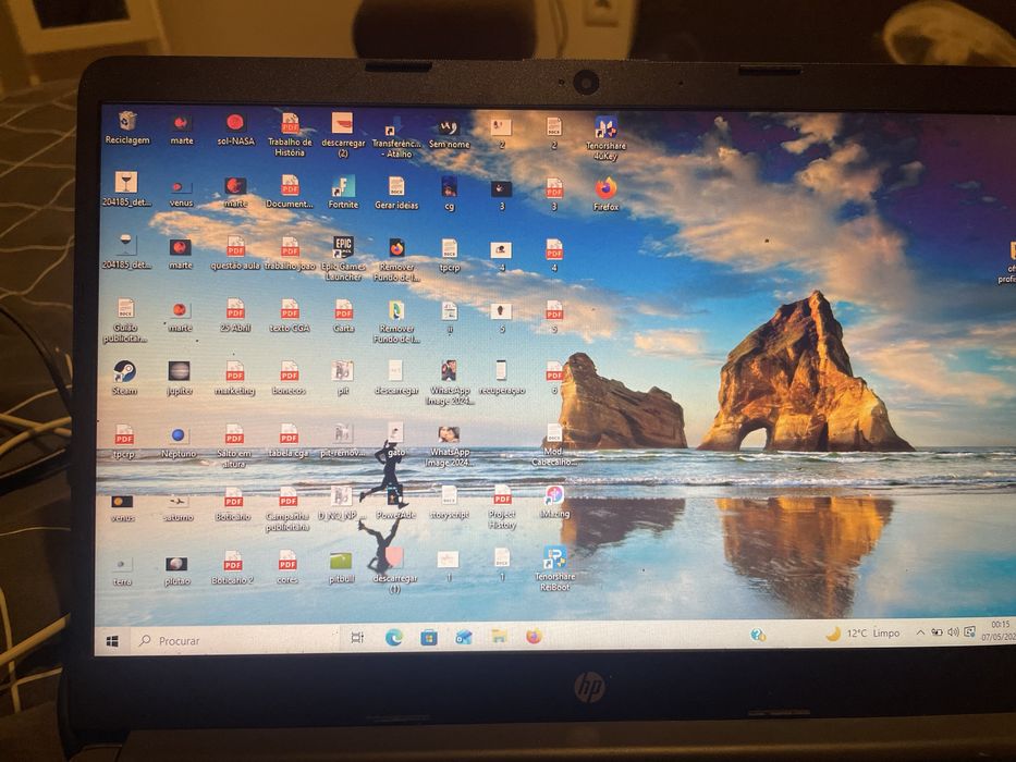 HP portable computer473599632894873602