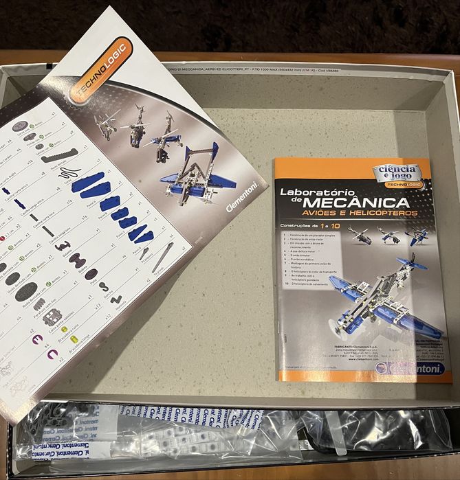 Laboratório de mecânina, aviões e helicópteros