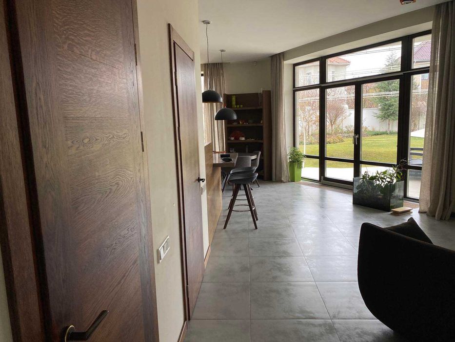 Продажа шикарного дома в Совиньоне