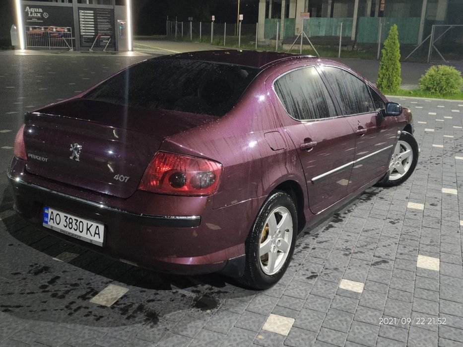 Продам своє авто .