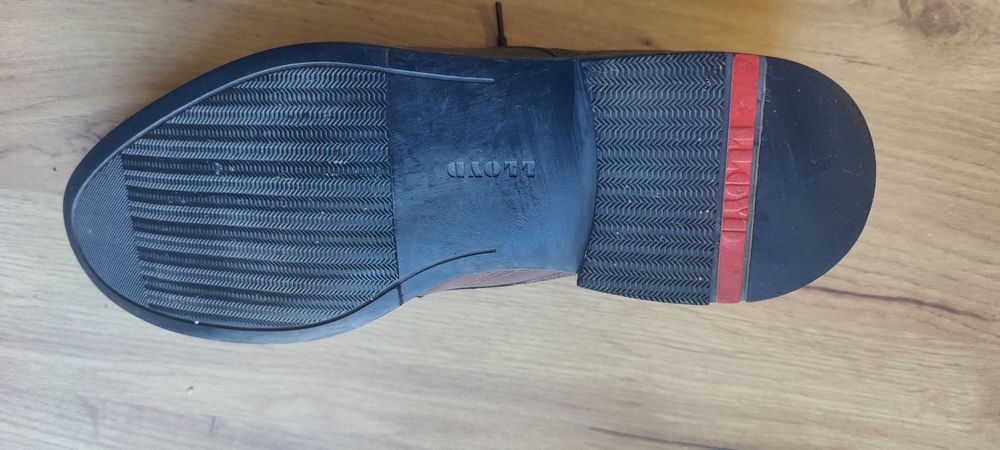 Skórzane buty męskie wizytowe Lloyd rozmiar 42