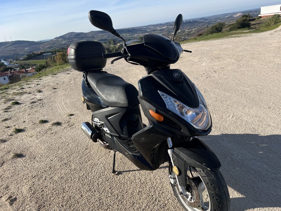 Scooter 125 cc  27000kms