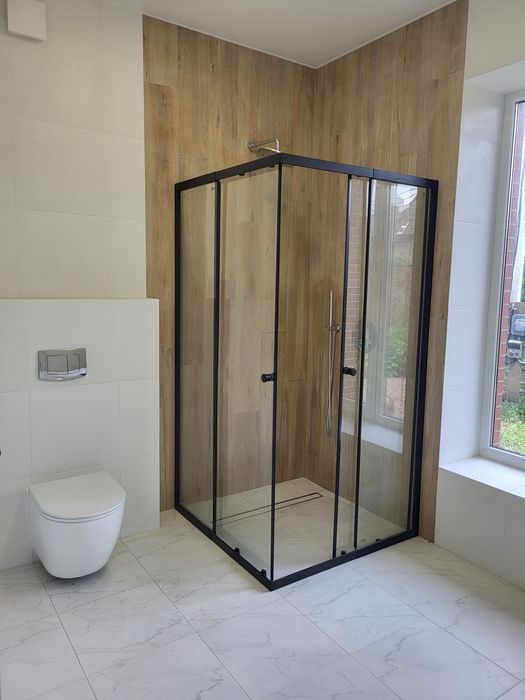 Продам  Новий будинок з ремонтом + ділянка 8 сот