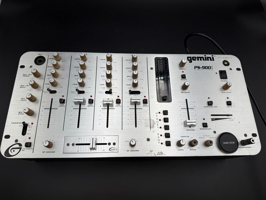 Profesjonalny mikser Dj Gemini PS-900i