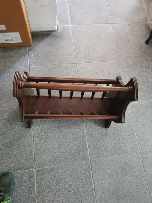 Suporte para livros e revistas