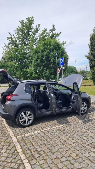 Peugeot 2008 Crossway EAT6 60000 klms 2018