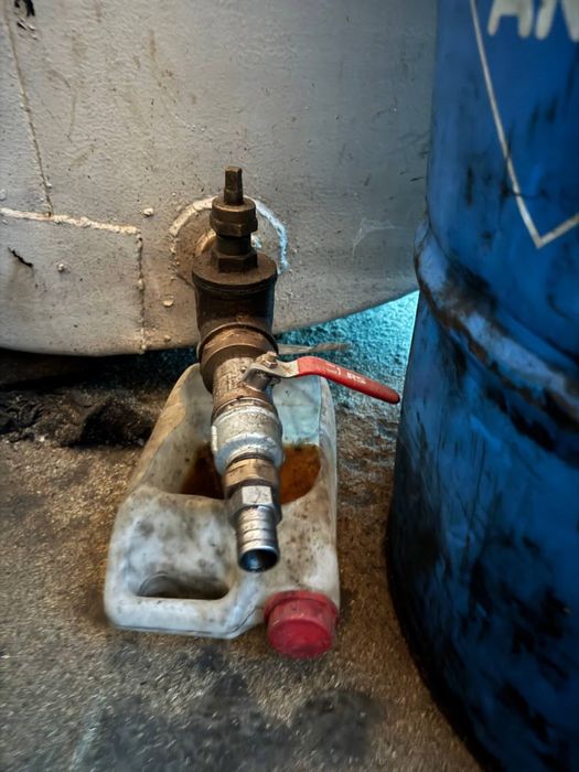 Продам бочку 5.5 куба