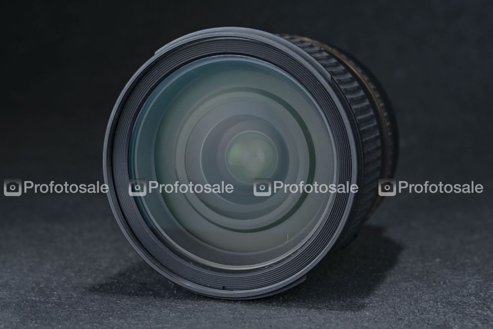 Об'єктив Tamron 24-70mm f/2.8 VC USD Di для Nikon