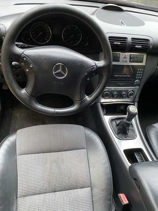 Mercedes benz w203